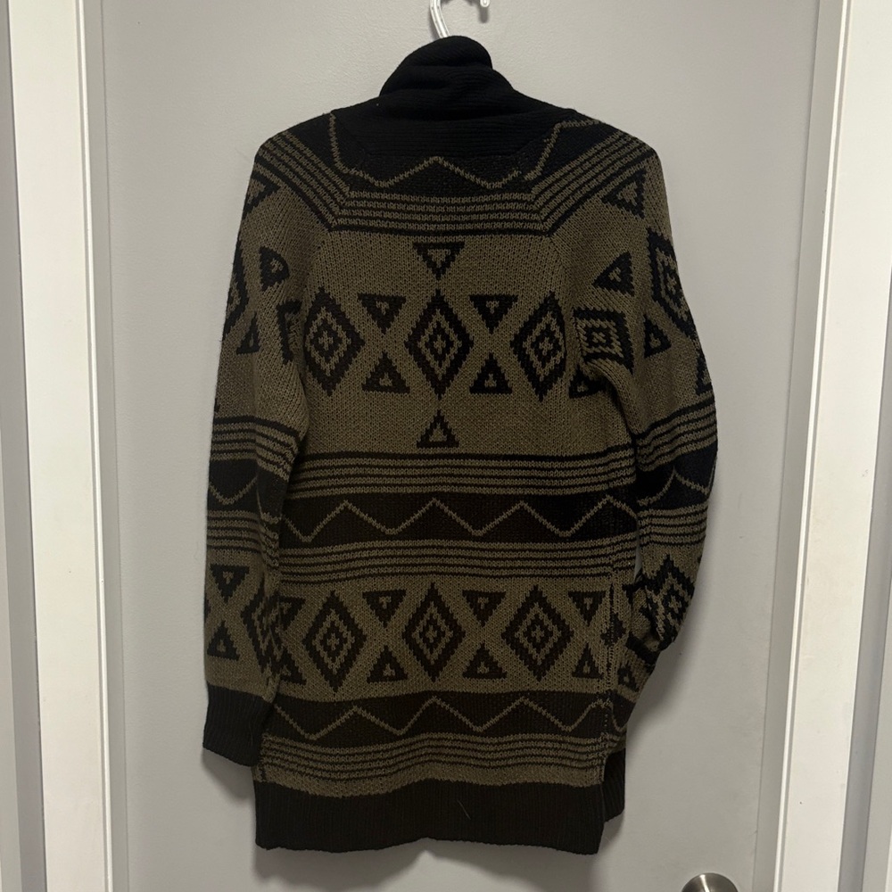 Geometric Aztec like Patterned open Cardigan - Picture 5 of 5